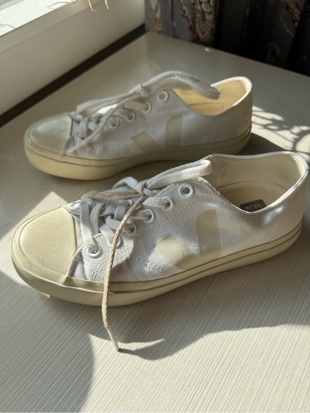 Veja Low-Top Canvas Sneakers in Off-White and Cream Size 8